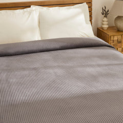 Karaca Chloe Tagesdecke für Einzelbett Anthrazit, 160 × 220 cm