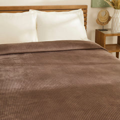 Karaca Chloe Tagesdecke für Doppelbett Braun, 230 × 240 cm