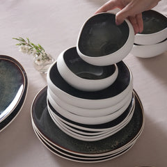 Karaca Earth Collection Galactic 55-teiliges Tafelservice für 12 Personen – Weiss