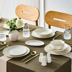 Karaca Elegance Bone Mandarin 53‑teiliges Tafelservice für 12 Personen Gold