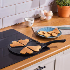 Karaca Fluffy Love – Antihaft-Pfannkuchenpfanne 26 cm mit Induktions-Keramikbeschichtung (Schwarz)