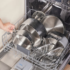 Karaca 3 Ply Rimova Kochgeschirr-Set mit Glasdeckeln, 8-teilig