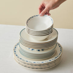 Karaca Forever Bone China İznik Tafelservice für 6 Personen – 24-teilig