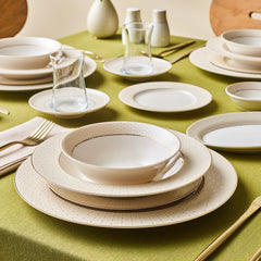 Karaca Elegance Bone Alessa Tafel- und Frühstücksset für 8 Personen, 52-teilig
