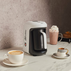 Karaca x Beşiktaş Hatır Hüps Türkische Kaffeemaschine mit Milchfunktion & Vereinshymne