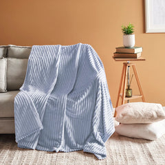 Karaca Ruby Stripe Wellsoft Einzeldecke Blau, 150 × 200 cm