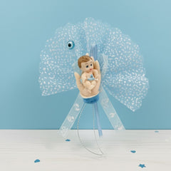 Magnetische Babyfigur hellblau – Süsses Baby in Hand mit Glitzertüll