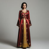 Elegantes Kına-Gecesi-Bindalli – Bordeauxrot mit goldener Stickerei und Satinunterkleid