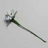 10er Mini Deko-Blumenstrauss – 10 cm weiße Kunstblume mit Tüll und Blättern