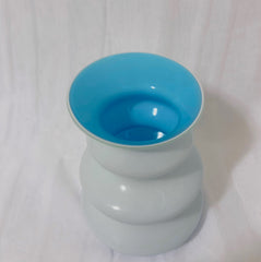 Herstal Neya Vase – Glasvase Weiss/Hellblau, H 19,5 cm