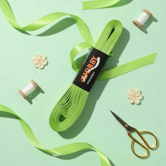 Satinband Hellgrün – 10 mm Breite, Glänzendes Dekoband für Bastelarbeiten und Geschenke