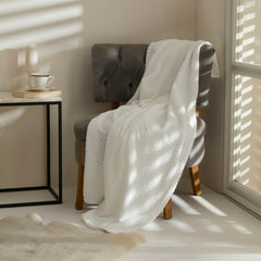 Karaca Leaves Welsoft TV-Decke Weiss, 130 × 150 cm