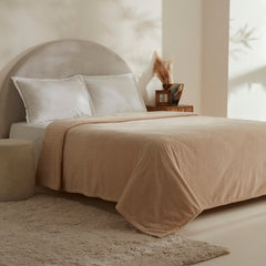 Karaca Leaves Bettdecke für Doppelbett Ecru, 200 × 220 cm