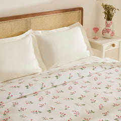 Karaca Silvie Piqué Tagesdecke für Doppelbett Rot aus 100 % Baumwolle, 200 × 220 cm