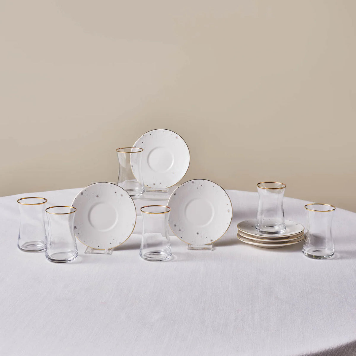 Karaca Fleur Gold 12-teiliges Teeservice für 6 Personen