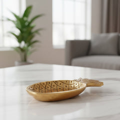 Karaca Nova Pine – Dekorativer Teller in Ananasform aus Polyserin (9,3 × 19,3 cm)