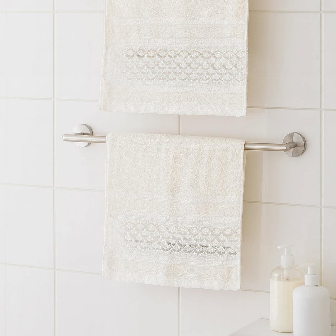 Baumwoll-Handtuch mit perlmuttfarben bestickter Spitze – Luxusausführung, 89×48 cm