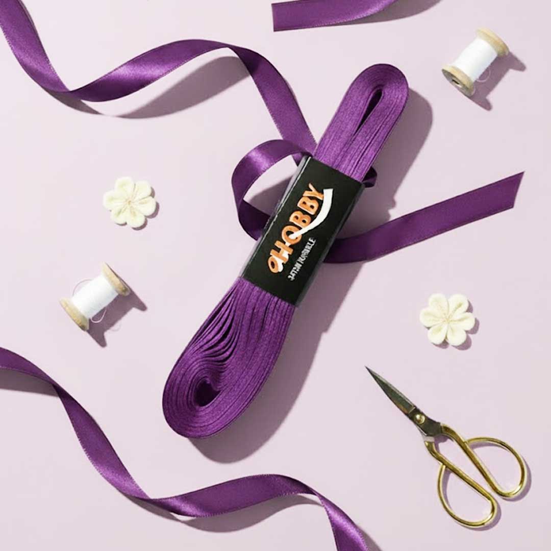 Satinband Lila – 10 mm Breite, Glänzendes Dekoband für Bastelarbeiten und Geschenkverpackungen